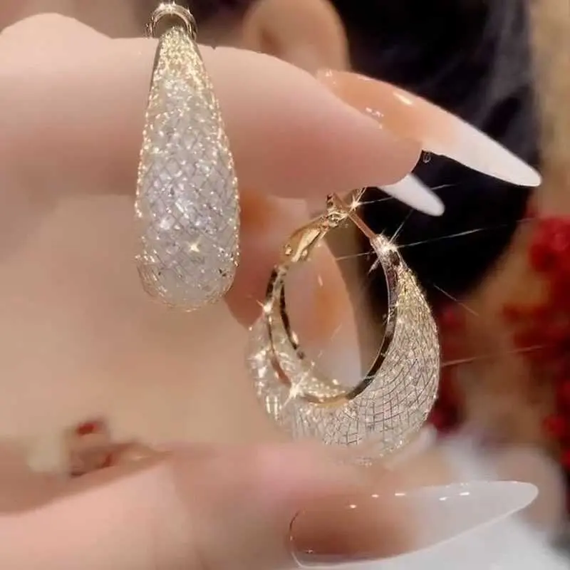 Women's Hong Kong Retro Hollow Mesh Earrings - Light Luxury Premium, Elegant Individual Look, Spring Summer Niche Unique Costume Jewelry, DL260804E16, Earrings for Women
