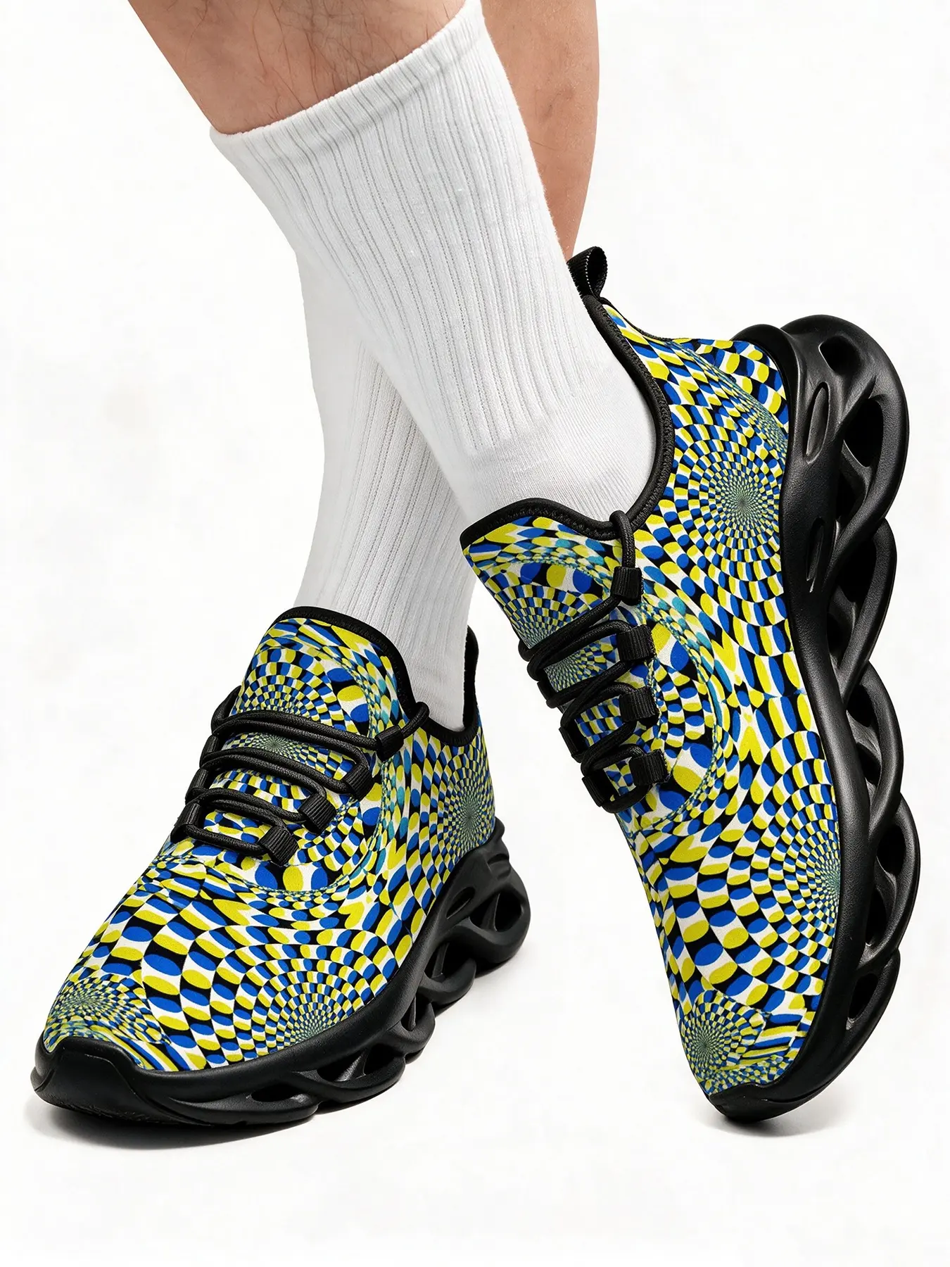 Man Woman Universal Personalized Low Top Sneakers Swirl Circular Checker Optical Illusion Pattern Print Lightweight Breathable Mesh Non Slip Athletic Blade Sneakers Jogging Trainers