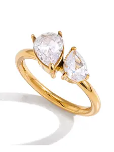 Classic 18k Gold Plated Water Drop Simulated Diamond Engagement Ring Elegant Women's Jewelry Gift Stainless Steel Rhinestone Inlay Cluster Stone Engagement Ring Elegant Fashion Rings Wedding Engagement Ring