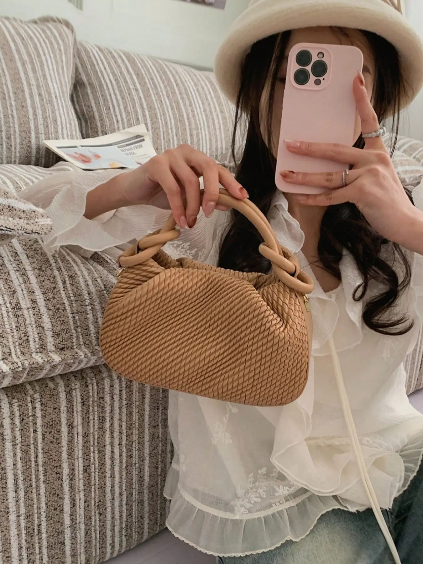 Retro Elegant Minimalist Woven Knotted Mini Shoulder Purse Casual Daily & Date Crossbody Handbag, Unique knotted top handle design Clutch, Crescent Everyday Bag Suitable for Work, Dates or Outings, Fashionable Casual Bag, Fashion Bags