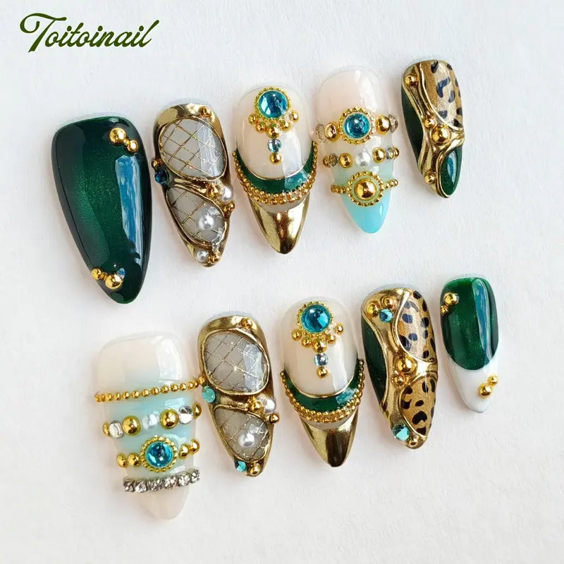 Emerald Leopard Press On Nails | Medium Almond, 10pcs Glossy With Deep Emerald Cat Eye Base, Leopard Print Panels, Gold Metal Frame, Turquoise Rhinestone Bands, Luxe Retro Nail Tips For Banquet Outfits Decorative Nails