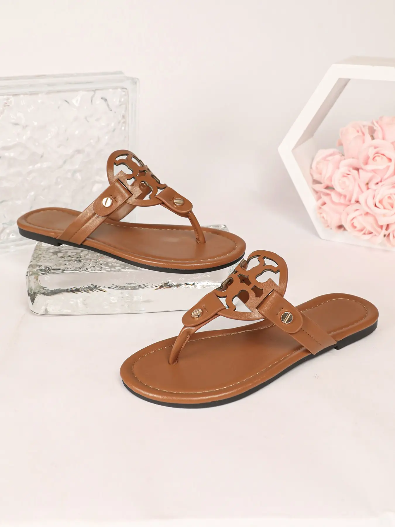 Summer Casual Hollow Out Floral Sandals, Women's Flat Comfortable Lightweight Slippers, Adjustable Buckle, Soft Sole, Beach & Daily Wear