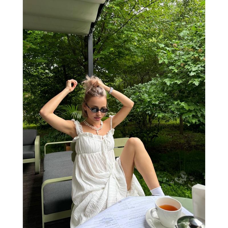 Women's Elegant White Tiered Cami Long Dress Lace Trim Ruffle Flowy Maxi Sundress Sleeveless A-Line High Waist Summer Dress