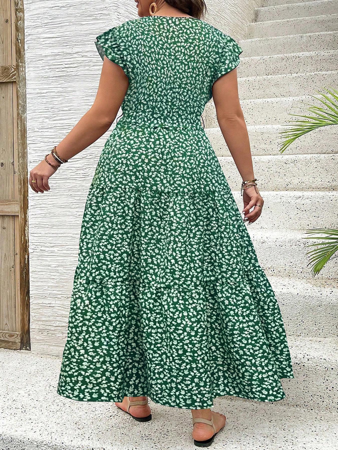 Plus Size Floral Print V Neck Dress, Casual Fashion Short Sleeve Dress for Daily Outdoor Wear, Women Plus Clothing for All Seasons