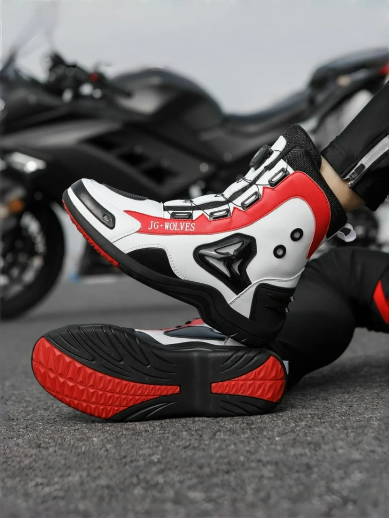 Men's Motorcycle Riding Boots, Anti-Slip Durable Comfortable Racing Shoes, Waterproof Protective Design, Ideal for Motorbike Enthusiasts
