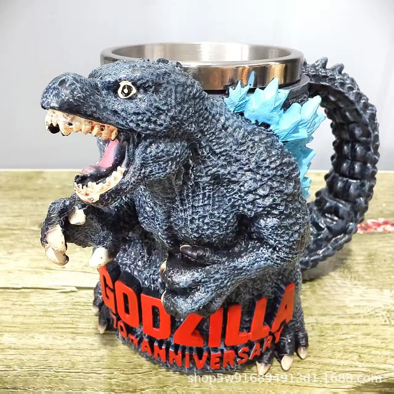 Godzilla Resin Coffee Cup, Durable Resin Material, Perfect for Daily Use, Ideal Gift for Fans, Unique Design, High-Quality Finish