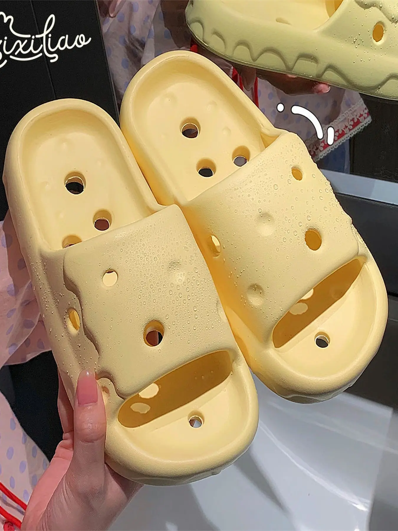 XIXITIAO Couple Hollow Drainage EVA Slide Slippers For Men Women Quick Dry Non Slip Open Toe Casual Indoor Bathroom Shower Summer Home Sandals