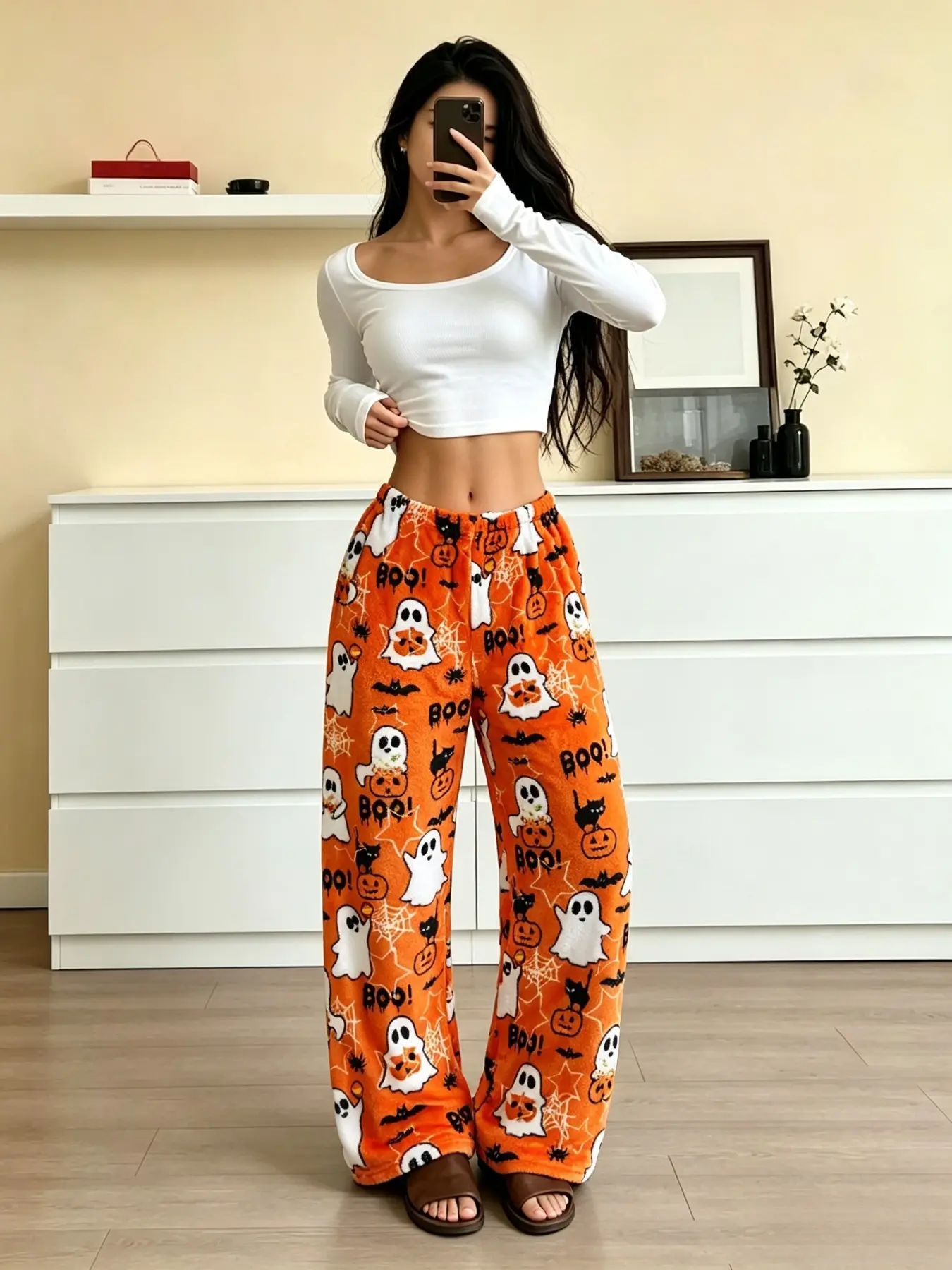 Halloween Pumpkin Long Pants, Cozy Fleece Lined, Loose-Fit Retro Sleepwear, Festive for Fall Winter, Cute and Comfortable