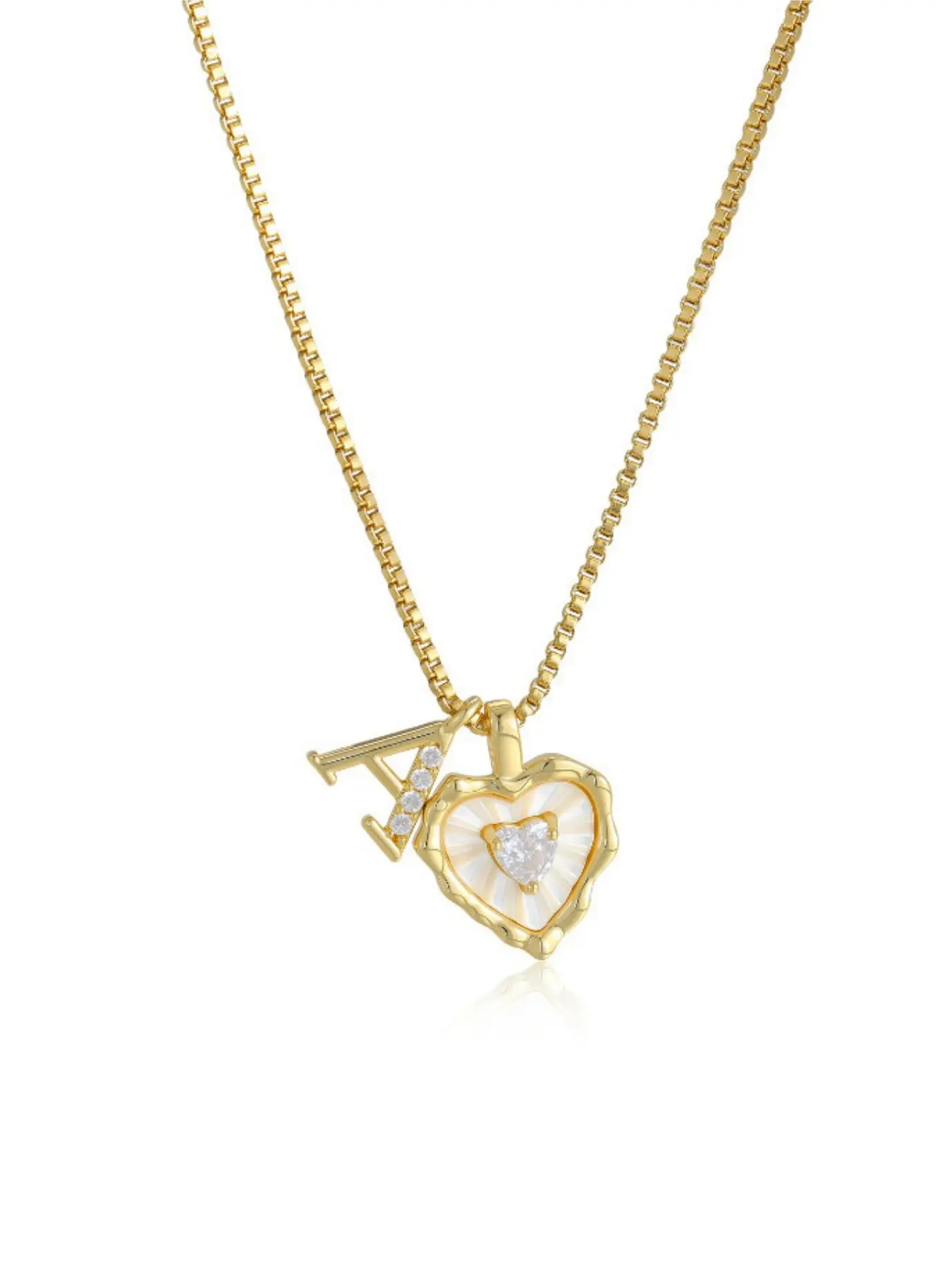 Women's Heart Letter Necklace, 26 Pieces A-Z Heart Letters, Adjustable Chain, Non-Allergic Material, Perfect Gift for Valentine's Day or Birthday, Alphabet Heart Necklace