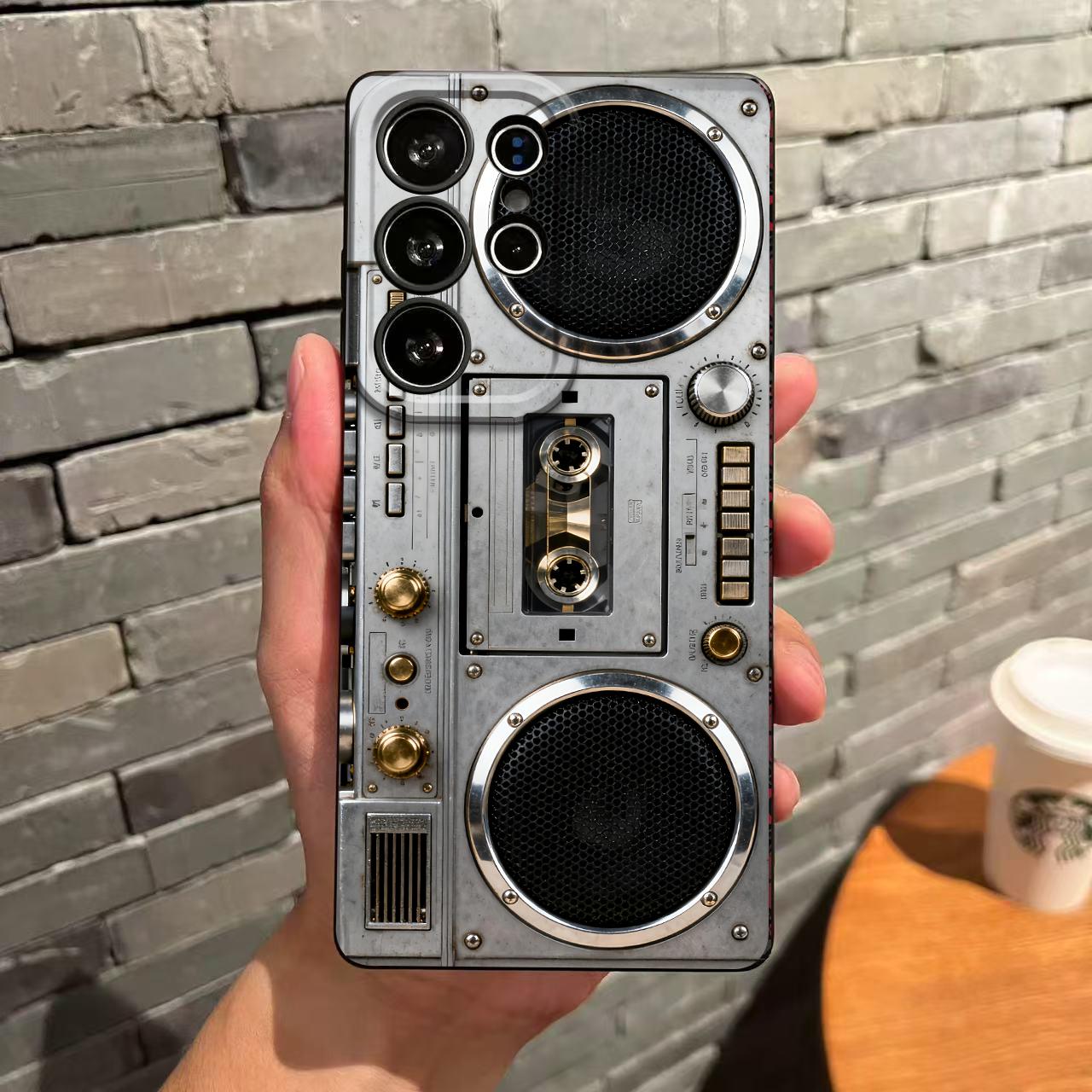 Retro Boombox Cassette Player Pattern Phone Case, Soft Silicone,Fully Protected and Shockproof For Samsung Galaxy S26 S25 S24 S23 S22 S21 Ultra Plus S25edge S24FE A14 A15 A16 A35 A36 A53 A54 Note20ultra Cool Vintage S26+ S25+ S24+ S22+