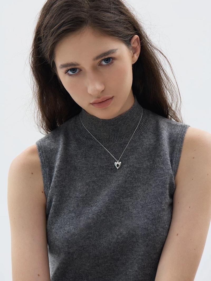 BrillBas-CMM012-S925 Silver Agate Water Drop Heart-Shaped Necklace for Women – Luxury, Niche, High-End Design – Valentine’s Day Gift