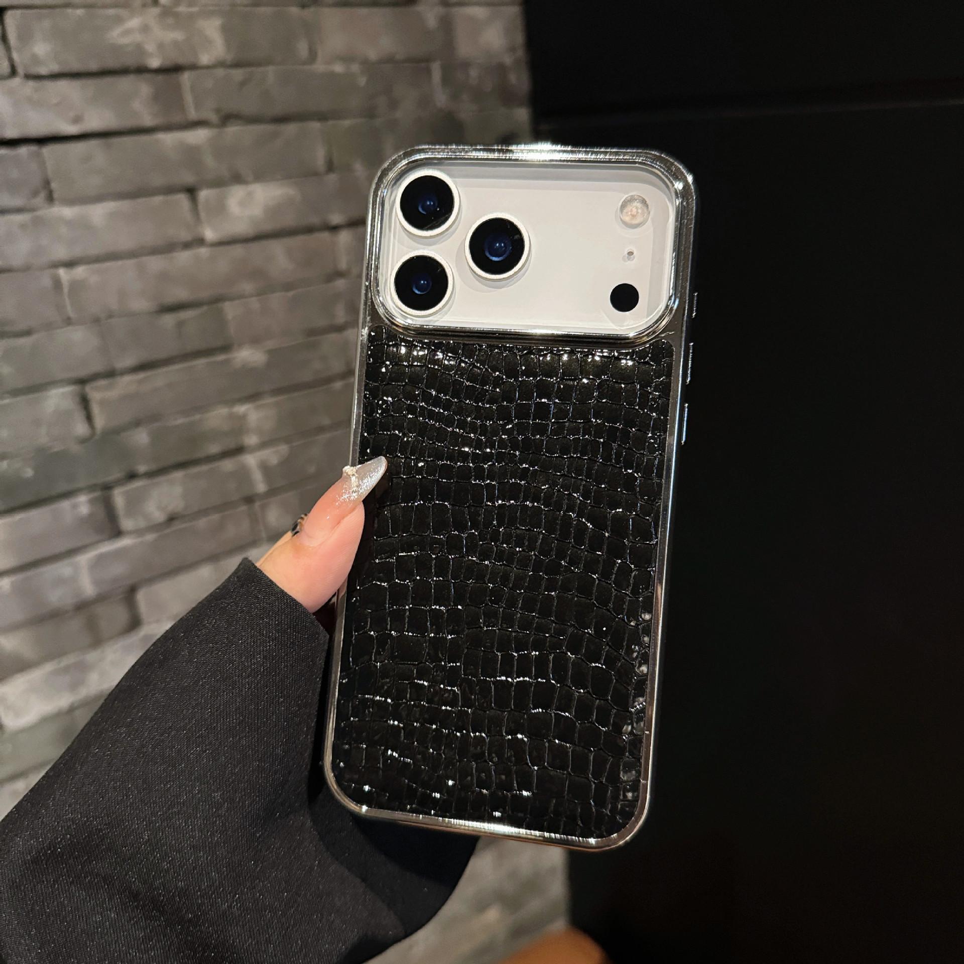 Premium Glossy Crocodile Patterned Electroplated Smartphone Case for IPhone 17 17air 16 15 Shockproof Cover