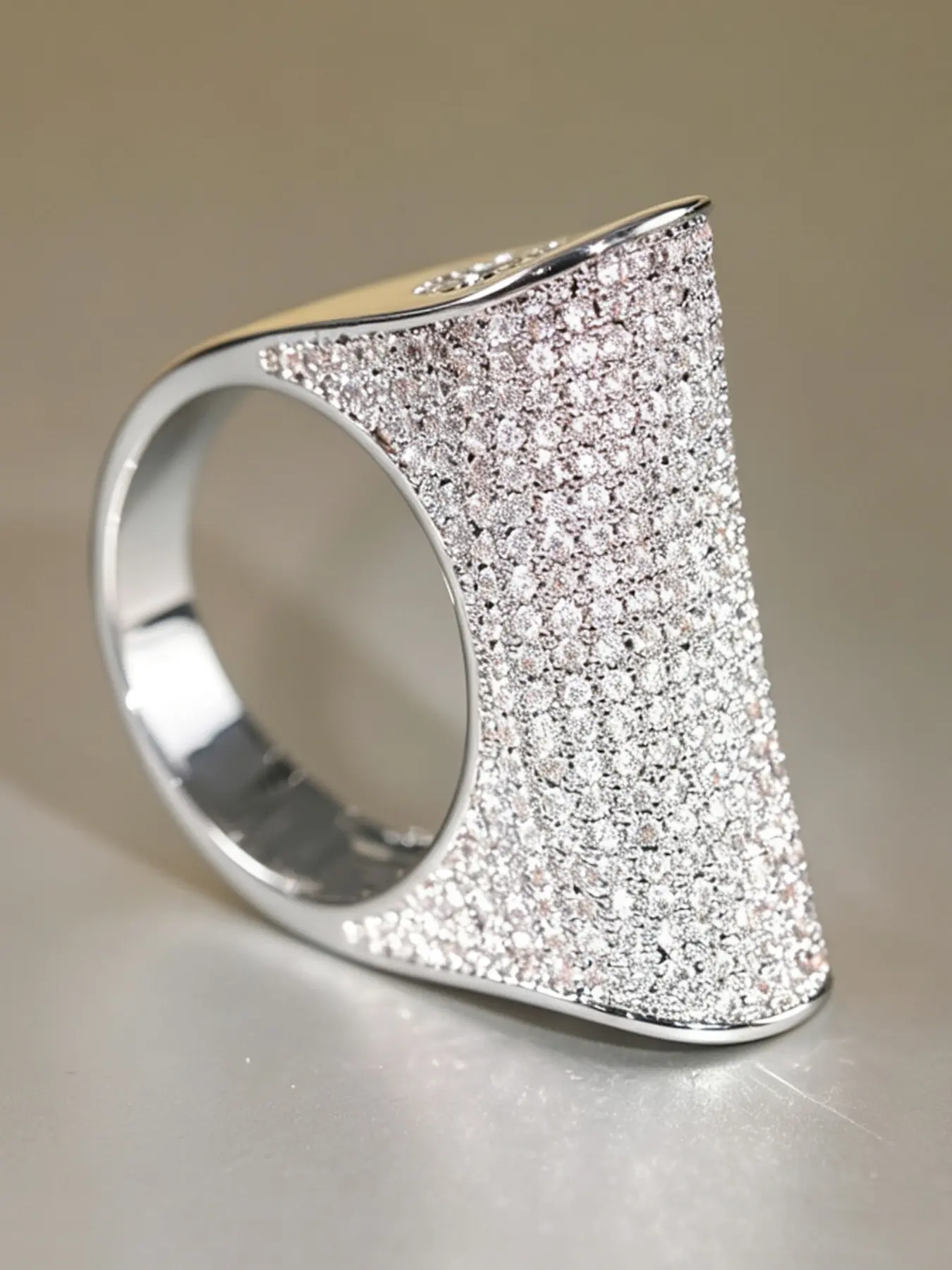 Unique Geometric Design Rhinestone Decor Rings for Women and Man Sparkling Party Rings Delicate Jewelry Perfect for Engagement Weddings, Daily Wear Anniversary Gift for Her