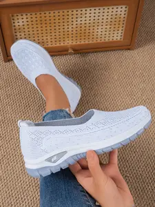 Women's Breathable Knit Slip-On Shoes, Lightweight Summer Footwear, Soft Sole Comfortable Casual Flat Shoes for Middle-Aged Women