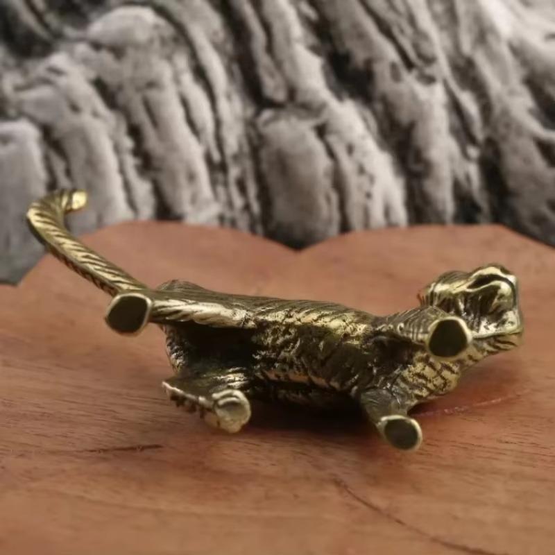 Retro Long Tailed Cat Brass Ornament Miniature Hand Carved Craft Vintage Tea Pet For Desktop Display Ideal Home Decoration With Rustic Country Style And Exquisite Metal Workmanship