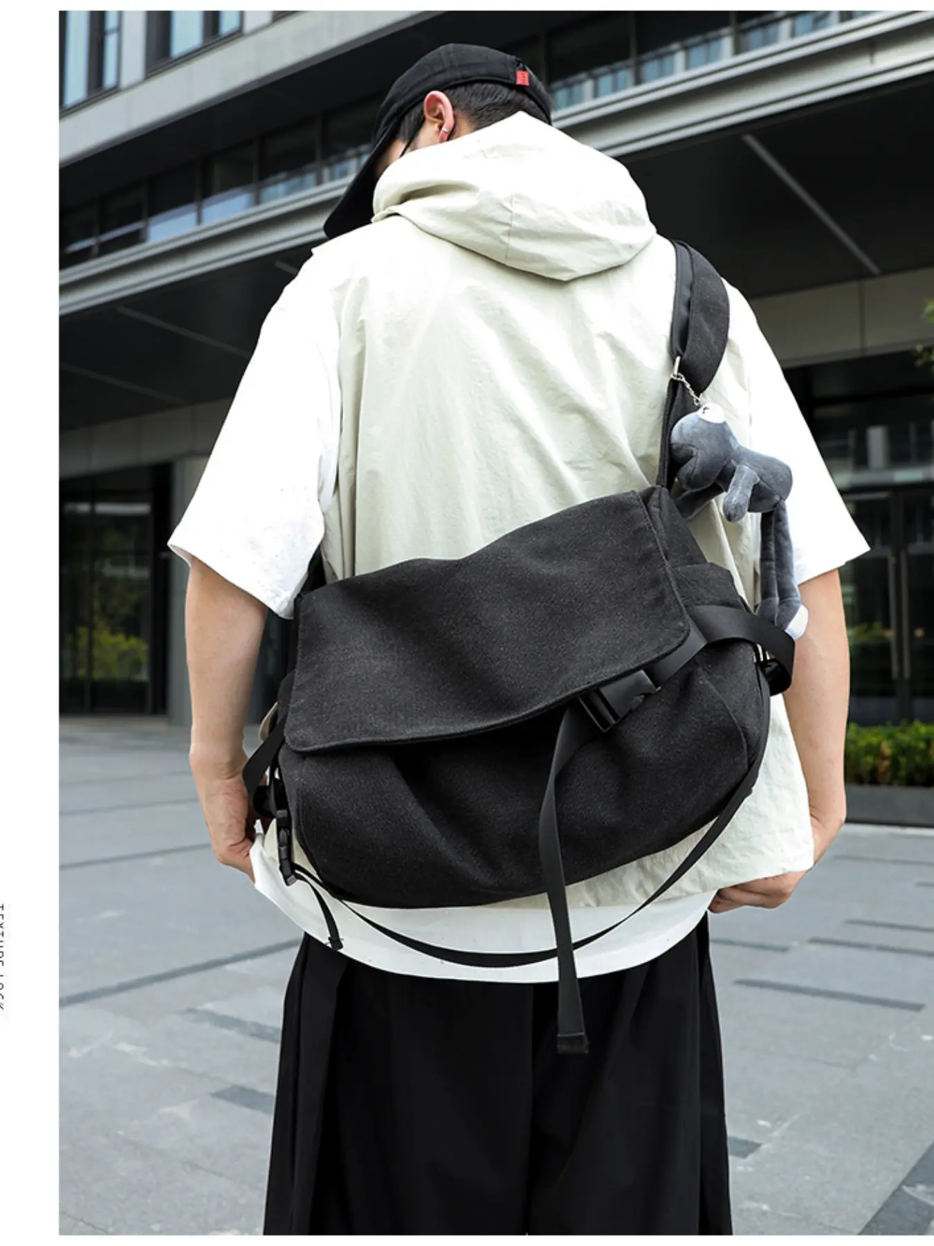 Men's Plain Canvas Crossbody Bag, Solid Color Trendy Versatile Crossbody Bag with Cartoon Charm, Large Capacity Daily Commuting Shoulder Bag for Work & School
