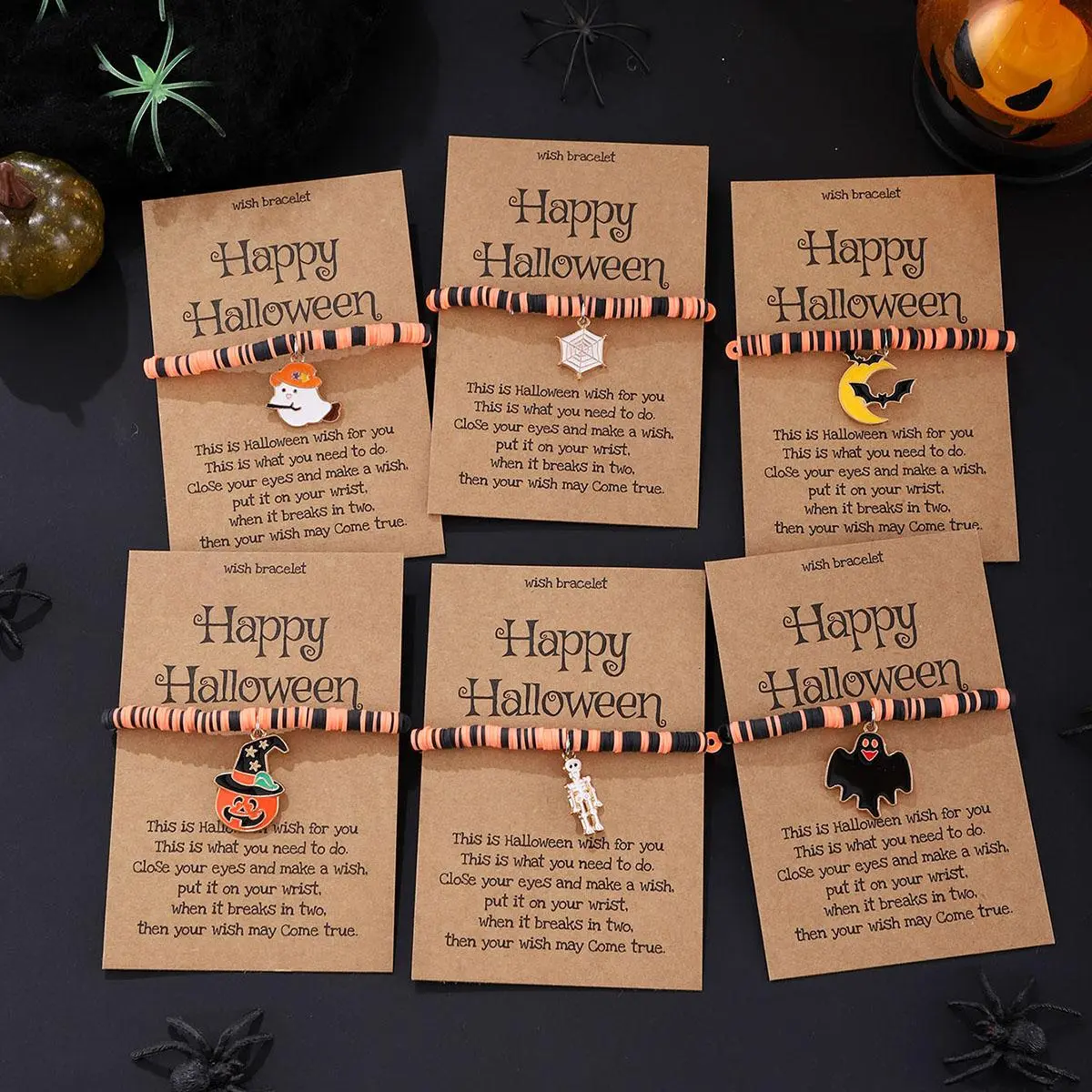 6Pcs Vintage Halloween Elastic Bracelets Set - Gothic Adorable Ghost Pumpkin Skeleton Skull Black Cat Pendant Bracelets with Blessing Card Set, Retro Halloween Spooky Accessories for Halloween Celebration, Costume Parties & Daily Wear