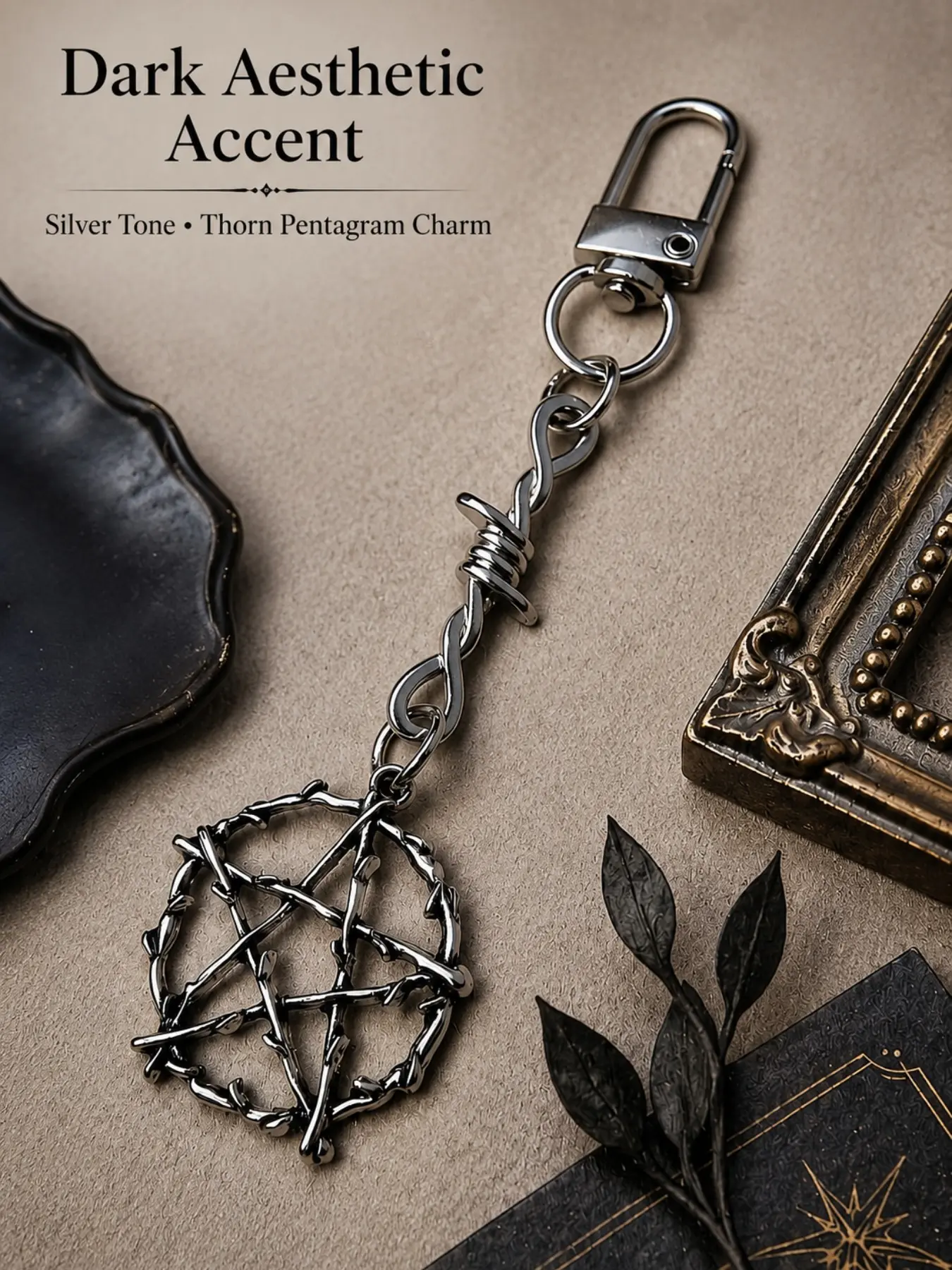 1pc Thorny Vine Pentagram Keychain, Keychain Bag Pendant, Gothic Occult Wicca Pentacle Bag Charm with Lobster Clasp, Dark‑Aesthetic Alloy Backpack Ornament, Witchy Alternative‑Fashion Accessory & Halloween Gift for Goth and Wicca Lovers