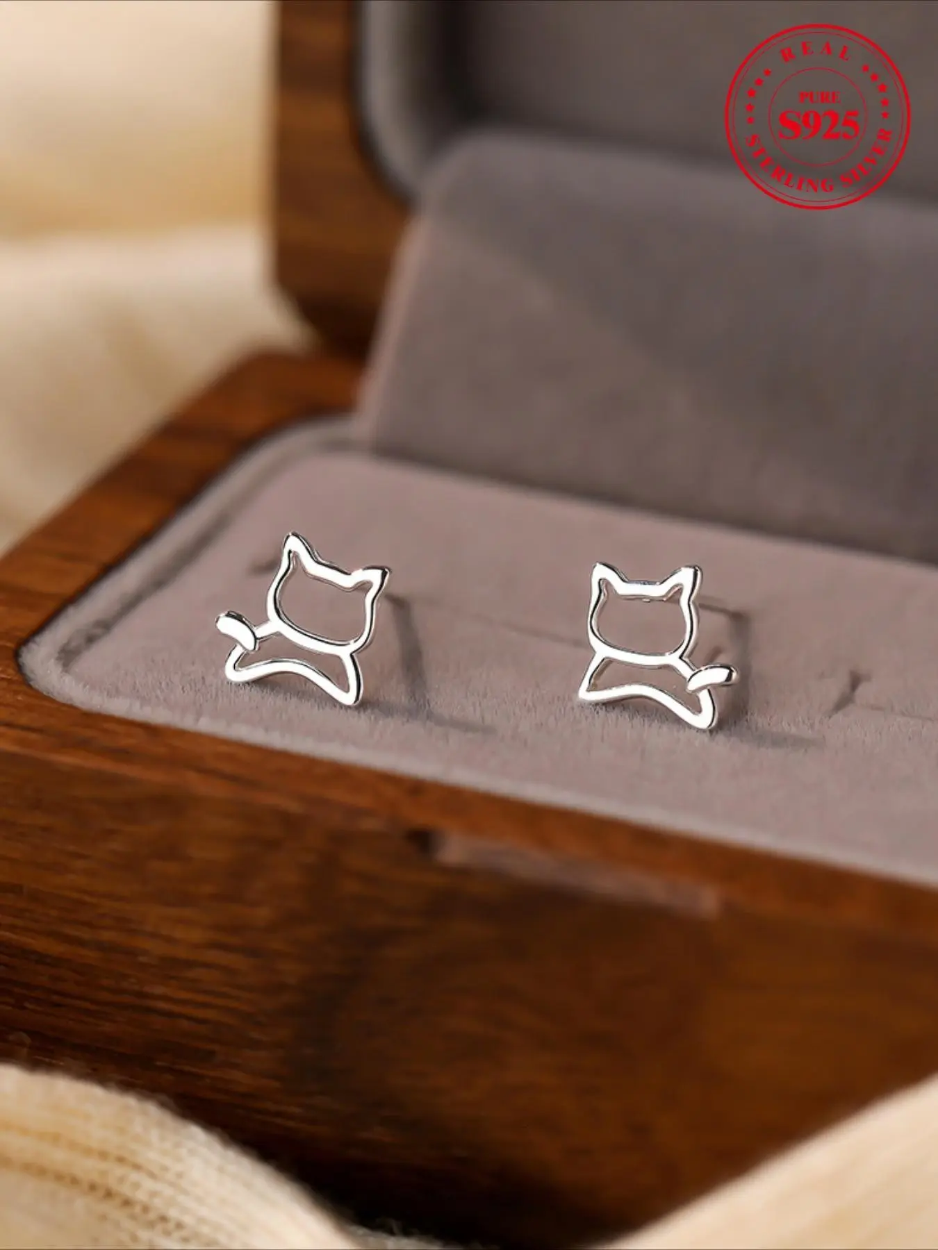 Elegant S925 Silver Color Cat Earrings for Women, Fashion Jewelry Gift for Birthdays & Daily Wear, Stylish Party Accessory