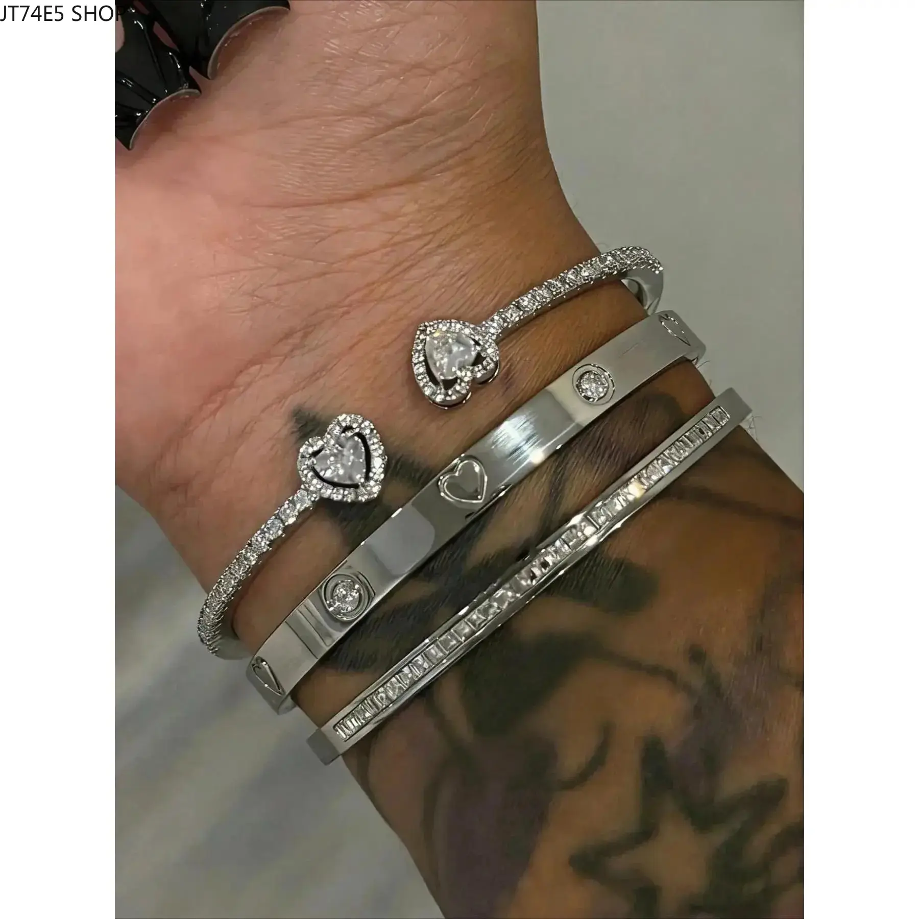 3-Piece Viral Heart Bangle Bracelet Set for Women, 18K Gold-Plated Zircon Inlaid Open Cuff Bangles, Sparkly Stackable Fashion Jewelry Suitable for Daily Wear, Dates, Parties and Holiday Gifts