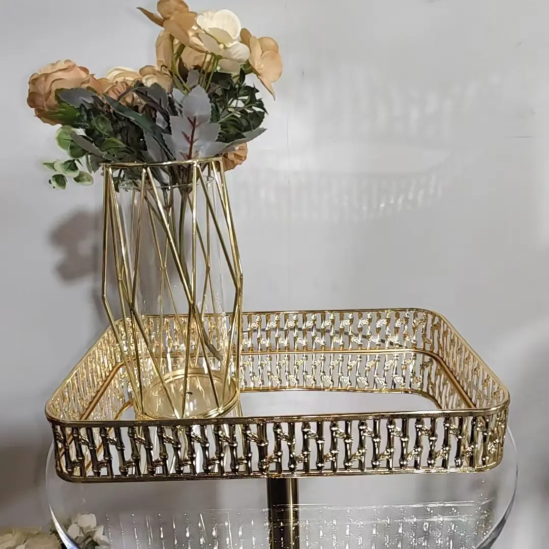 Perfume tray European-style light luxury acrylic mirror tray for hotel and home use, fruit tray, cosmetics storage tray, jewelry tray