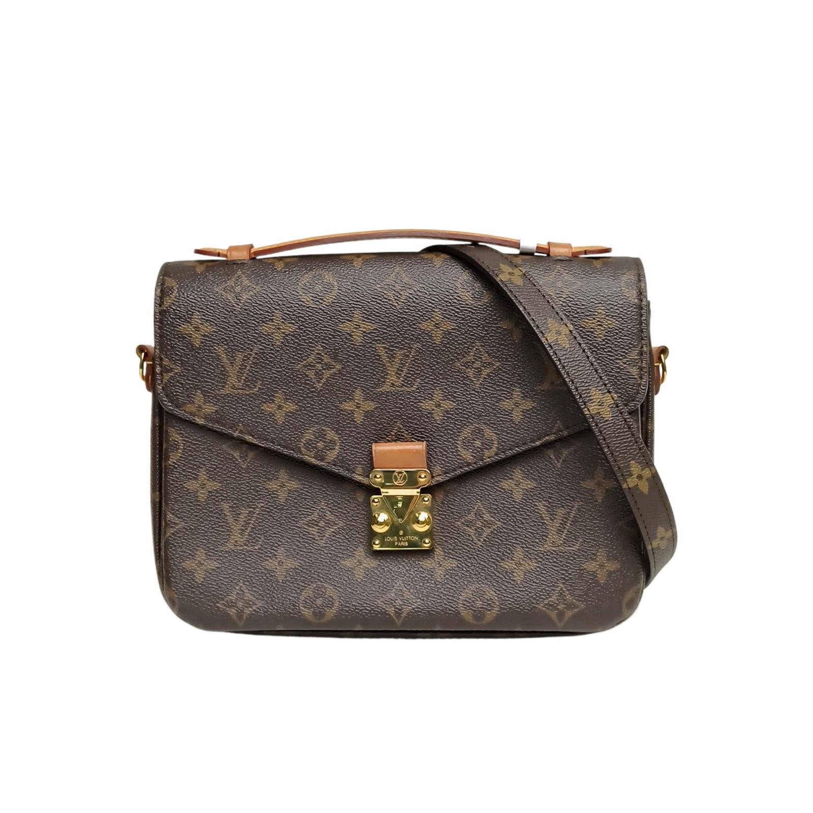Pre-owned Louis Vuitton 【Diz】LOUIS VUITTON Pochette Metis Monogram PVC Excellent