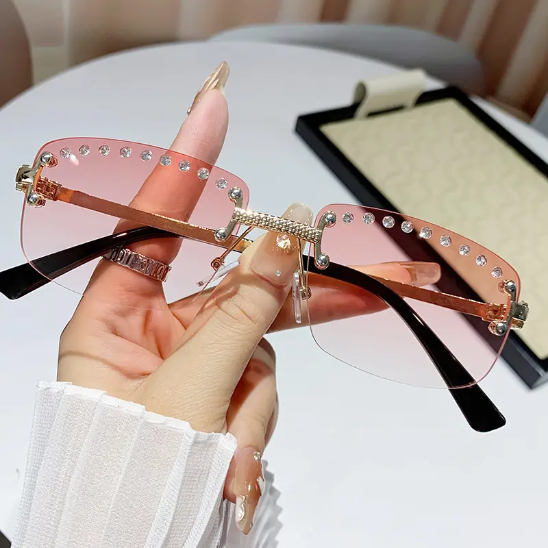 Women's Luxury Rectangle Statement Frame Glasses - Rimless, Rhinestone & Star-Decor Metal Temples, Gradient UV Protection Lenses, Fashion Accessory for Fashion Enthusiasts, Unisex Compatible, Stylish Accessories, Stars, Fashion Wear