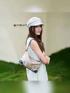 New 2026 Unique Design New Chinese Style Non-Genetic Song Dynasty Silk Underarm Bag, Versatile Large Capacity Shoulder Bag