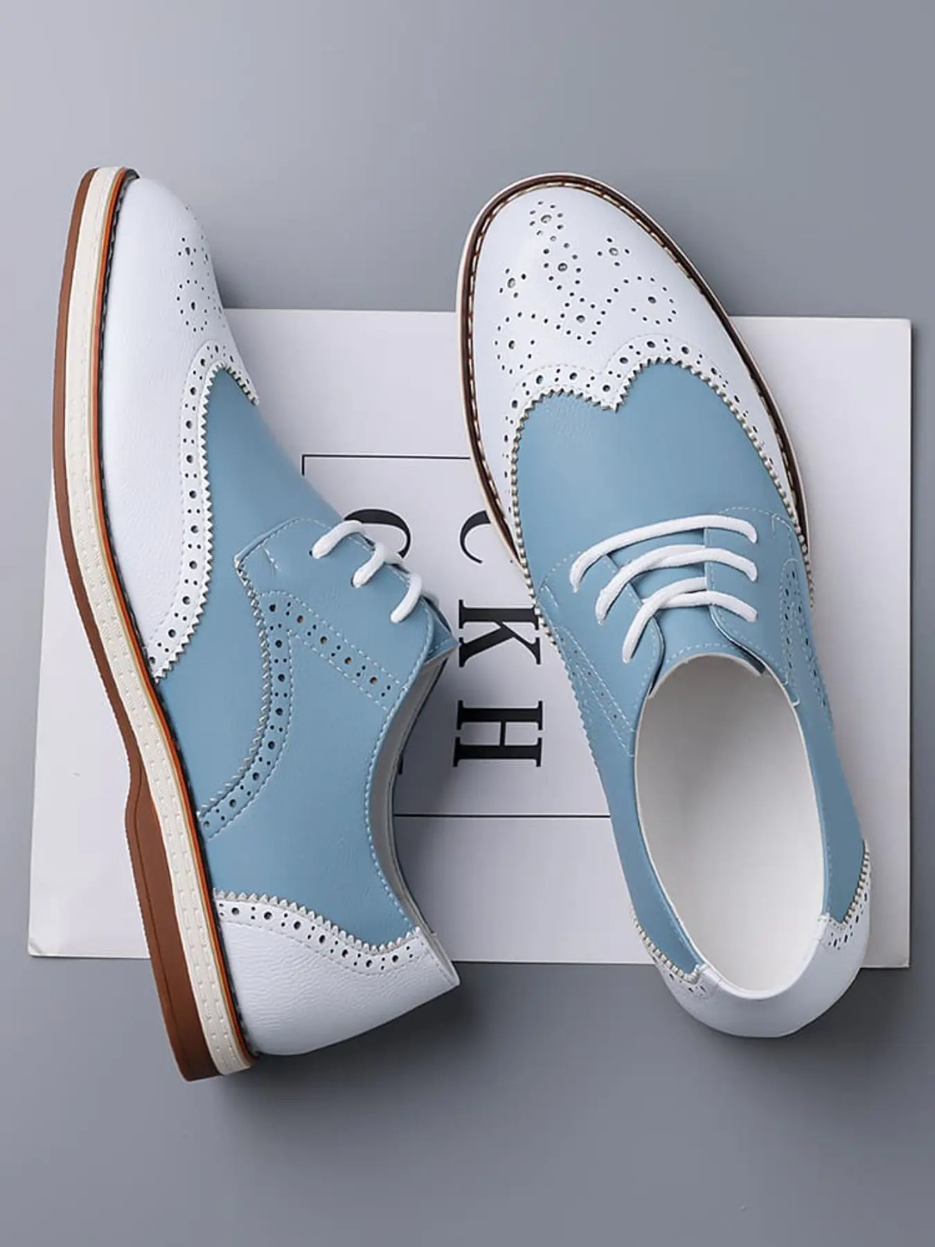 Men's Blue Patchwork Brogue Derby Shoes, Retro Hollow Out Design, Anti-Slip Thick Sole, Breathable, Suitable for Various Occasions