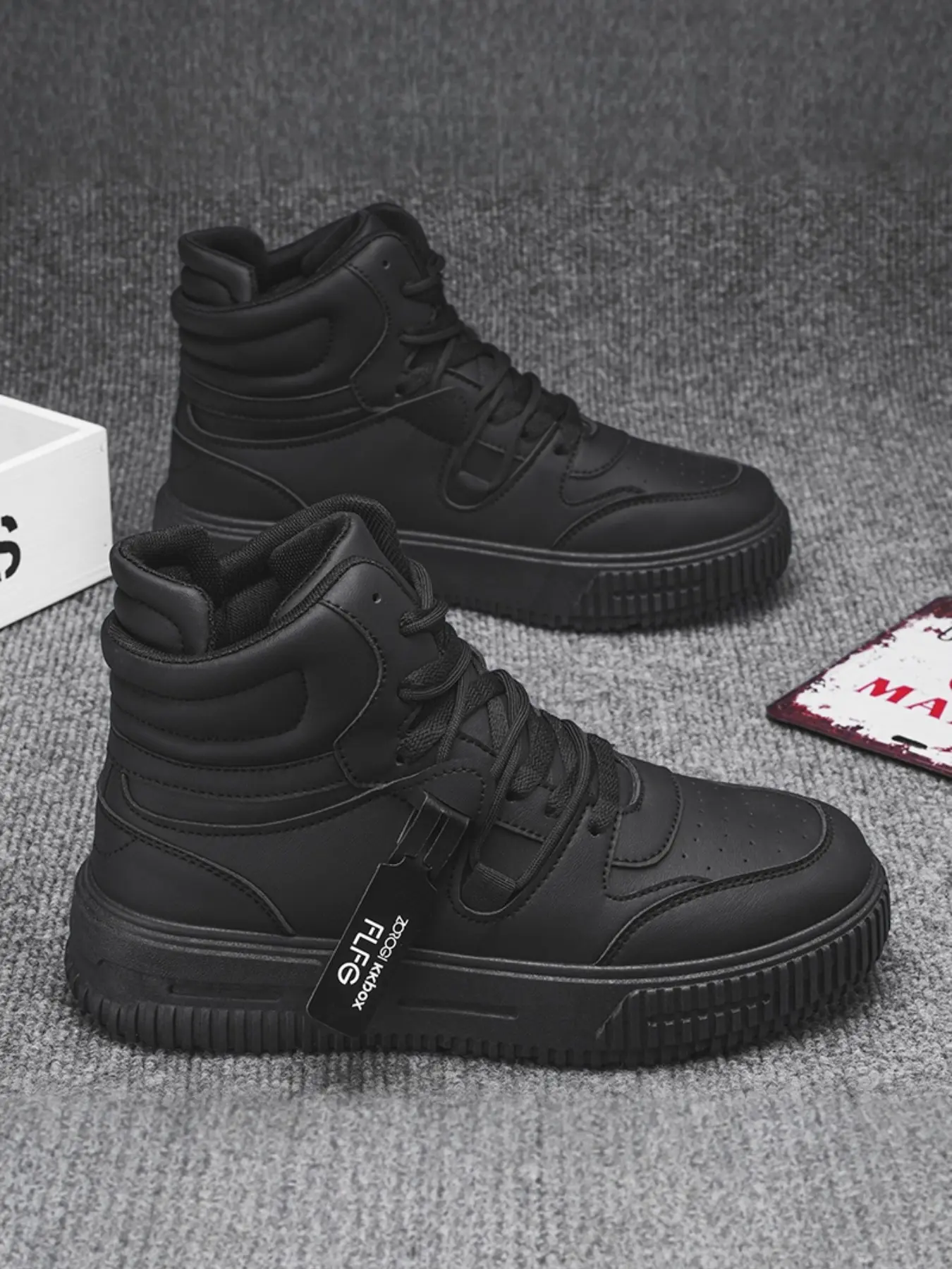 Unisex Couple Fashion Casual Dad Shoes, Comfortable Anti-Slip Thick Sole High Top Sneakers, Sports Shoes, Sizes 35-46