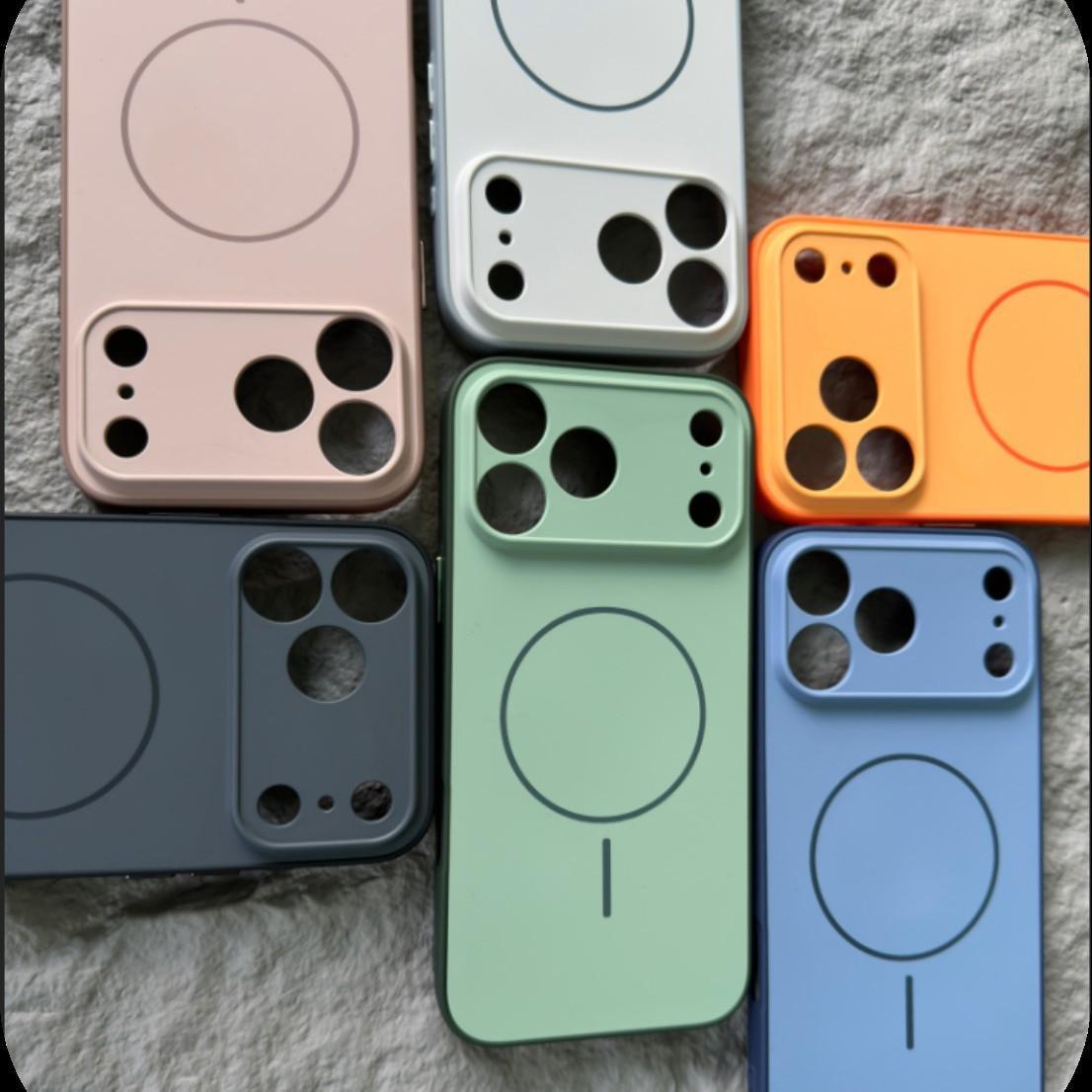 DarlingCase Contrast Color iPhone 17 Pro Max Case, Fits iPhone 15 Pro Max, iPhone 14 Pro, iPhone 13, Two-Layer High Saturation Design, Skin-Friendly Soft Cover – Bold Style, Street Vibes, Stand Out