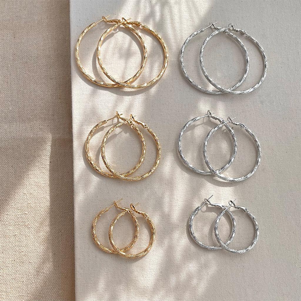 Pair Of  Earrings, Suitable For Women, Elegant Large Circle Design, 925 Silver Color, Hypoallergenic Ear Needles, Suitable For Daily And Vacation Wear, Suitable As Valentine's Day Gift