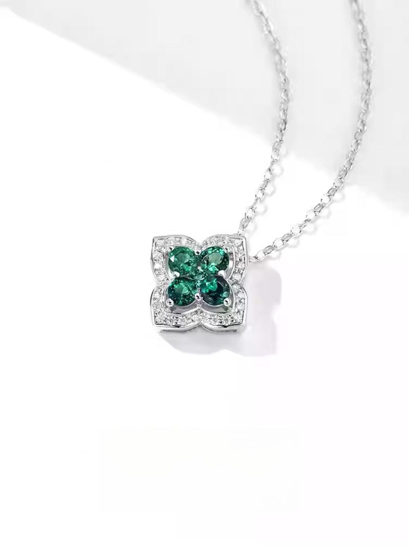 Dainty 925 Silver Clover Necklace with Lab Created Emerald, Timeless Luxury Pendant Necklace, Perfect Gift for Her, Everyday Wear Fine Jewelry#Emerald Necklace#CloverNecklace#925SterlingSilver#DaintyNecklace#LuxuryJewelry#GiftForHer