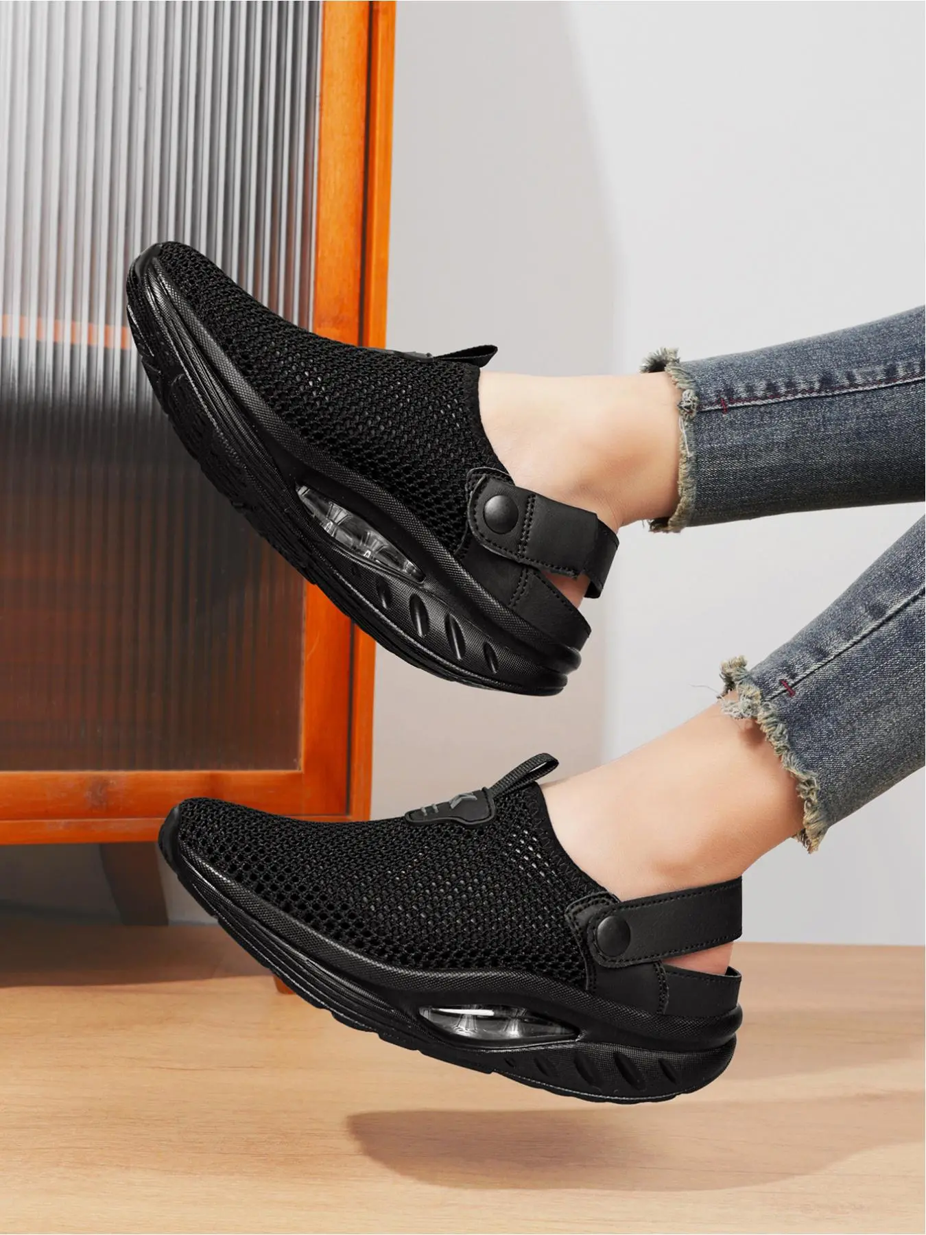 A Pair of Fashion Women's Two-Wear Breathable Mesh Rocker Shoes, Air Cushion Thick Sole Backless Slides, Hollow Lightweight Casual Walking Sneakers for Summer Suitable for Daily Casual Outfits