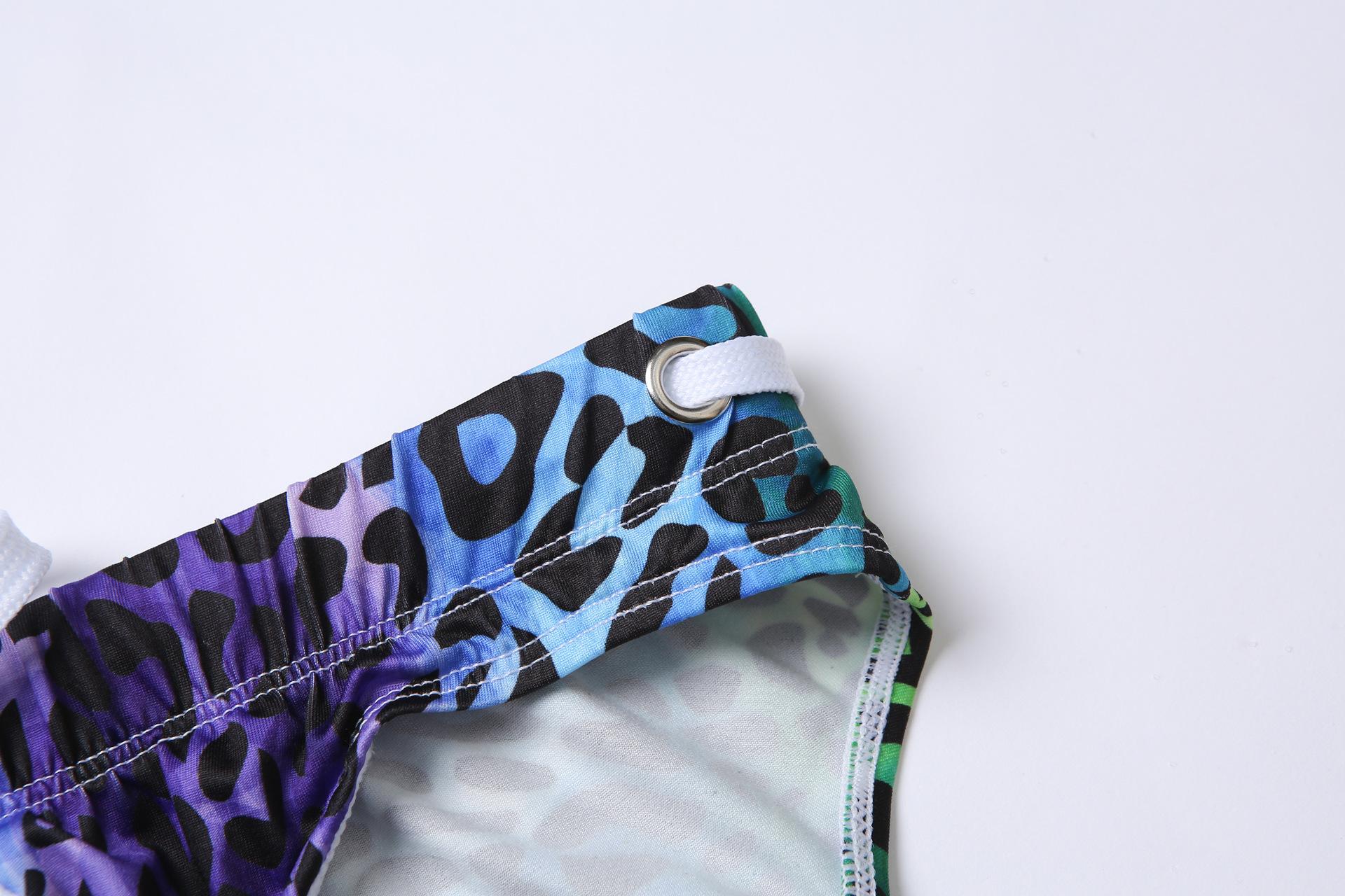 Men's Swim Trunks Hot Spring Beach Low-Rise Triangle Swim Trunks Leopard Print Digital Print