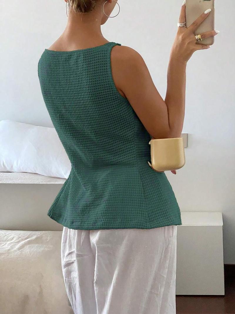 Women's Square Neck Tank Top Sleeveless Button Closure Top for Daily Wear, Ladies Clothes for All Seasons, Cropped Cami Top