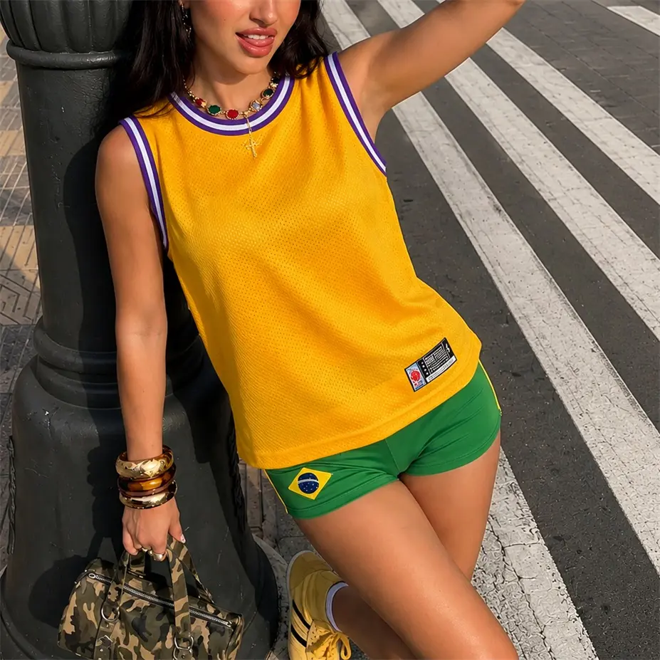 Men's Retro Mesh Tank Top Featuring A Solid-Color Or Tri-Color Basketball Graphic; A Sleeveless, Athletic Jersey-Style Top Designed For Breathability—Perfect For Workouts, Running, Or Casual Street-Style Summer Wear.