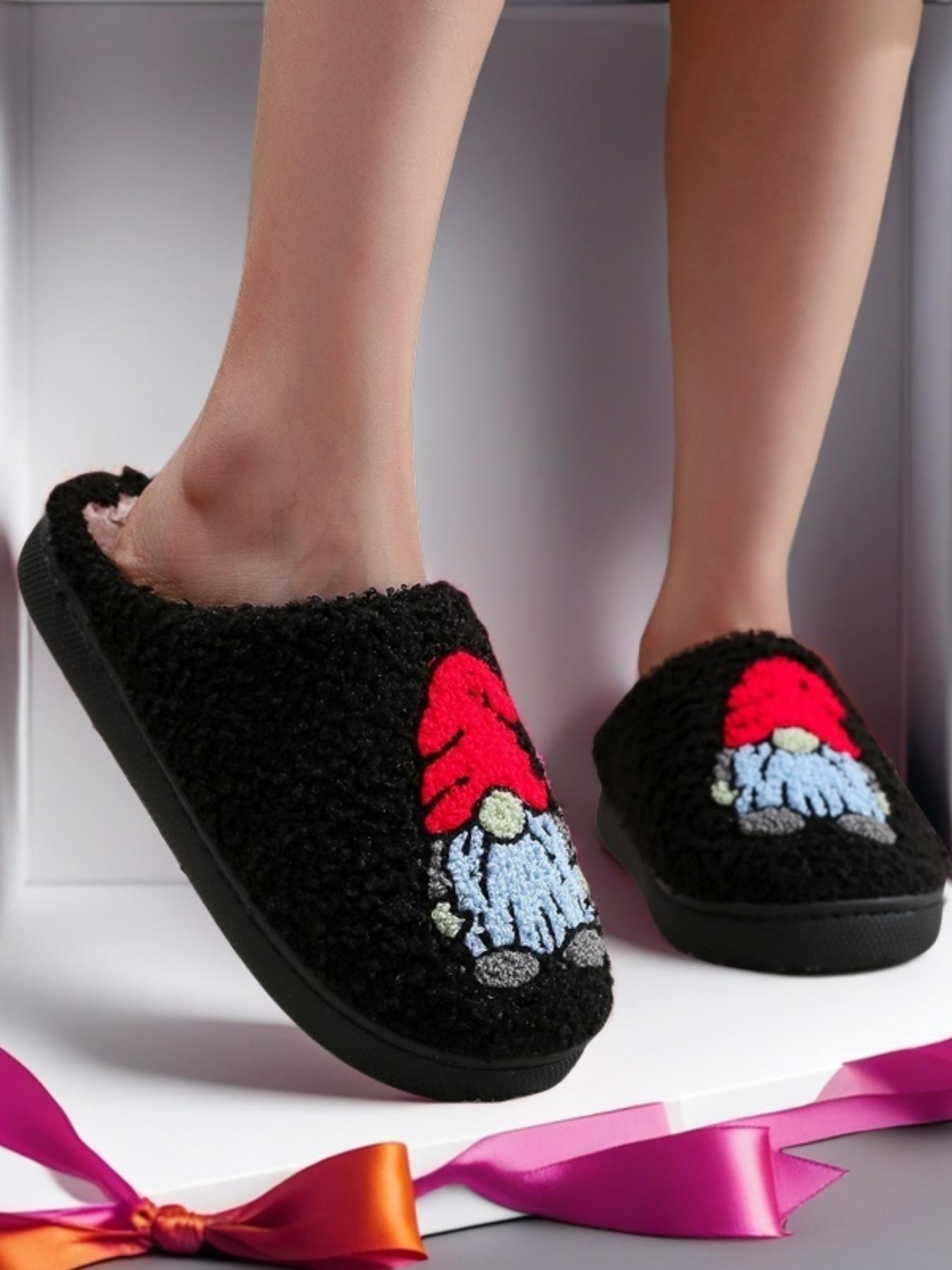 Cute Cartoon Gnome Christmas Pattern Slippers, Casual Soft Comfortable for Women, Fluffy All Seasons House Shoes for Indoor & Outdoor, Fuzzy Warm Slippers