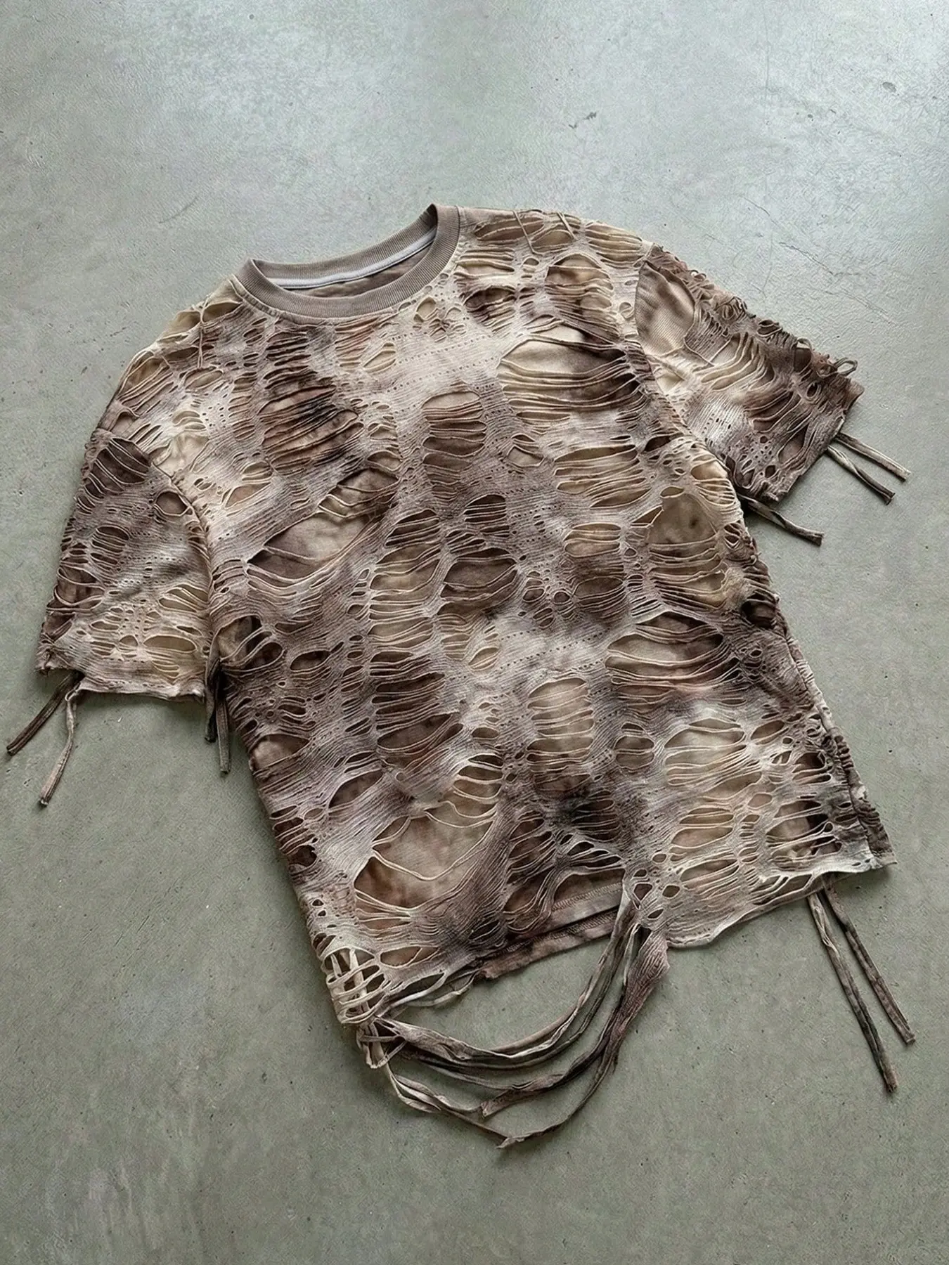 Post-Apocalyptic Mud-Dyed Gradient Full-Body Ripped Fringe Drawstring Short Sleeve T-Shirt, Unisex Subculture Vintage Tear Hollow Out Loose Half-Sleeve