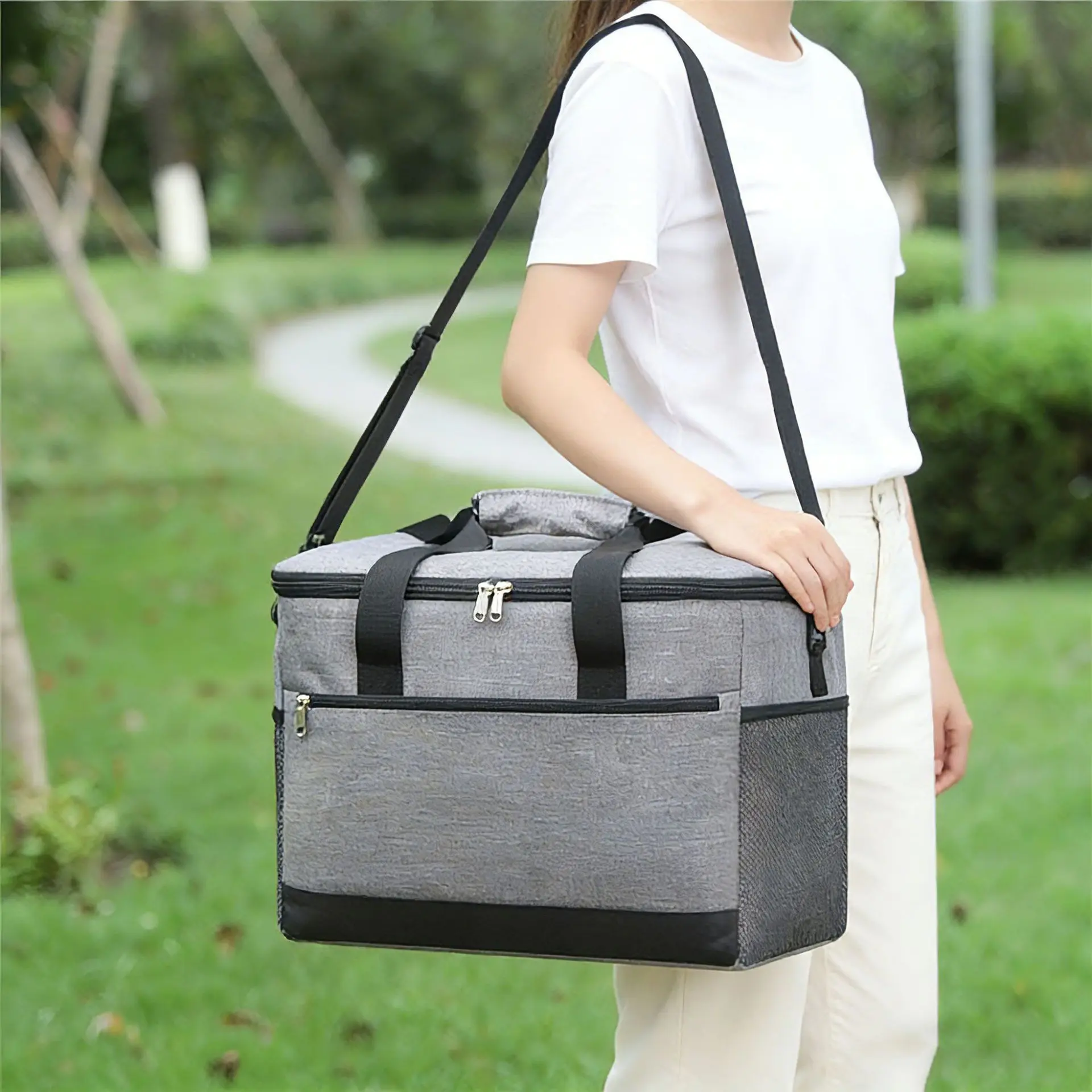 30L Thick Oxford Insulated Picnic Bag, Waterproof Portable Hot & Cold Large Capacity Cooler Bag, Insulated Carrying Bag