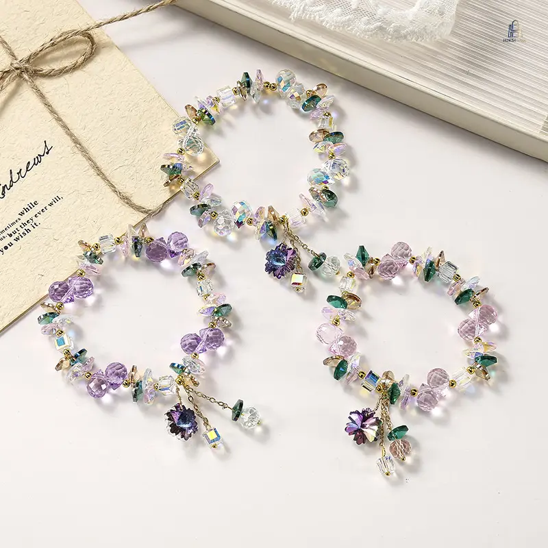 Women Beaded Bracelets Sweet Cute Aesthetic Jewelry Simple Clear Artificial Crystal Wristband Dainty Fresh Stackable Bead Bracelet for Teen Girls Lightweight Minimalist Cute for School Daily Date Valentine Summer Outfit