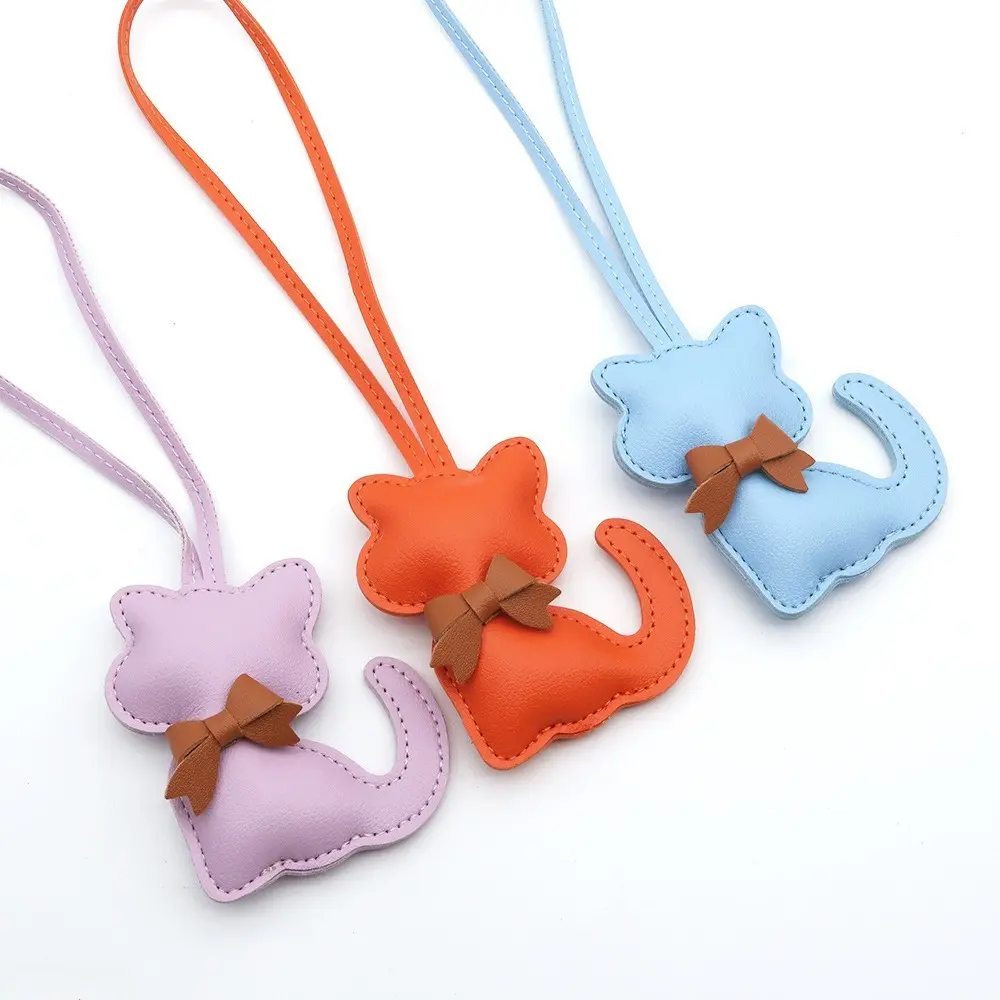 Women's Minimalist Soft Fluffy PU Leather Cat Pendant Charm Keychain - High-End Matte, Waterproof, Wear-Resistant, Spring Ring for Handbag, Backpack Accessory, Daily Commute Styling, Daily Use