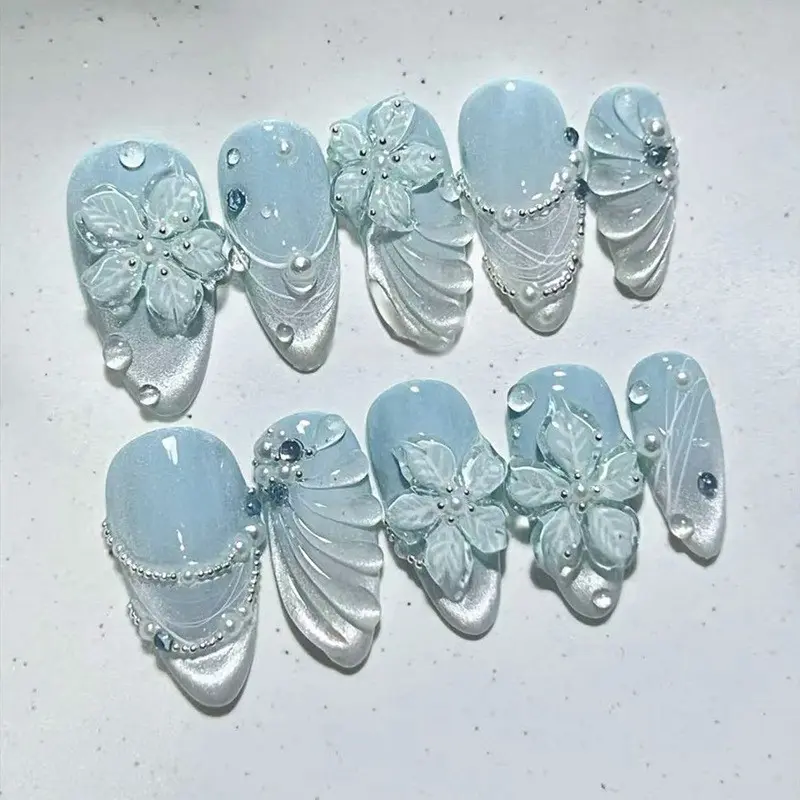 3D Cat Eye Blue Gradient Cloudy Sparkling Ice Transparent Flower Pearl Nails, Fake Nails, Decorative Nails, Removable European Style Nail Art, 30 Pieces Set