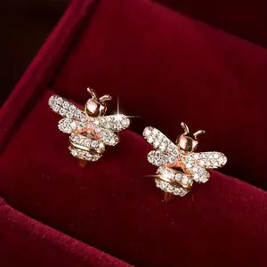 Mini Bee Stud Earrings Animal Light Luxury Ear Jewelry Cute Design Exquisite Earrings