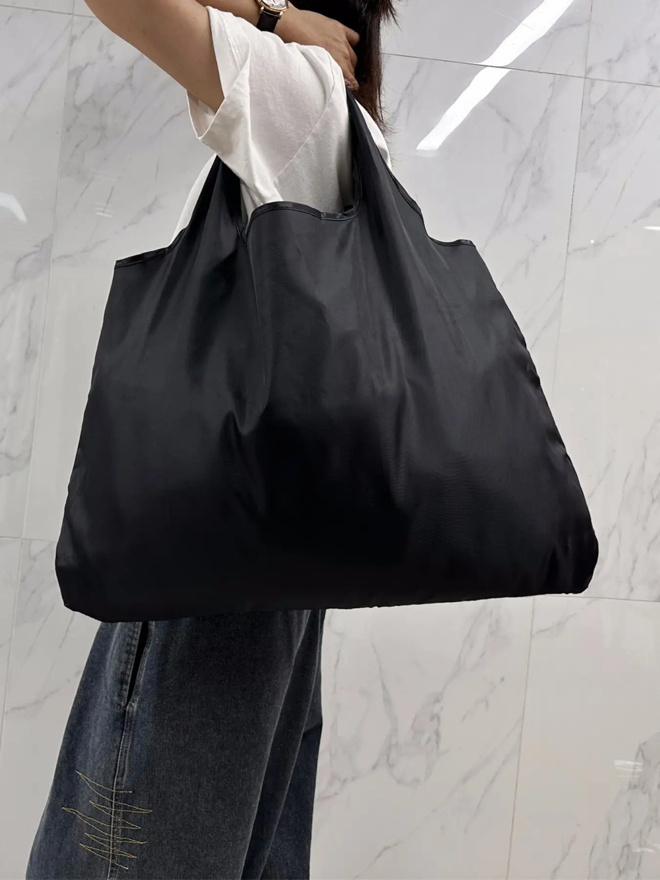 Solid color, large size, waterproof, reusable shopping bag/beach bag - foldable supermarket shopping bag, durable, machine washable, portable tote bag with hooks, suitable for outings, commuting, play, picnics, travel, and other occasions.