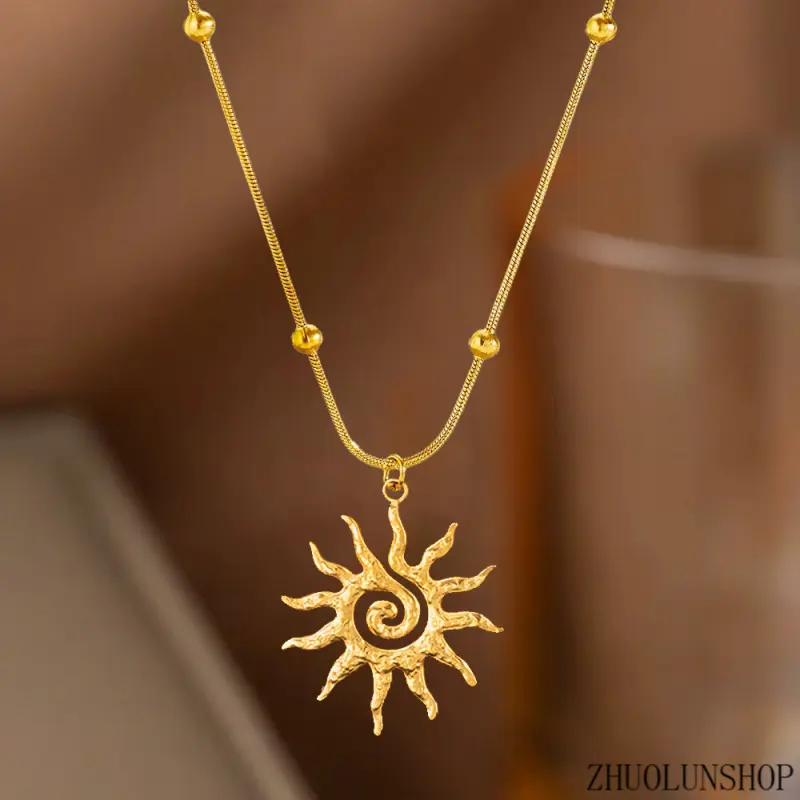 Retro Sun Totem Pendant Necklace, Titanium Steel Men's Cuban Link Chain Jewelry Necklaces, Hypoallergenic Tarnish-Resistant, Women's/Family Daily Wear High-Quality Trendy Fashion Gift for Anniversary Christmas Birthday