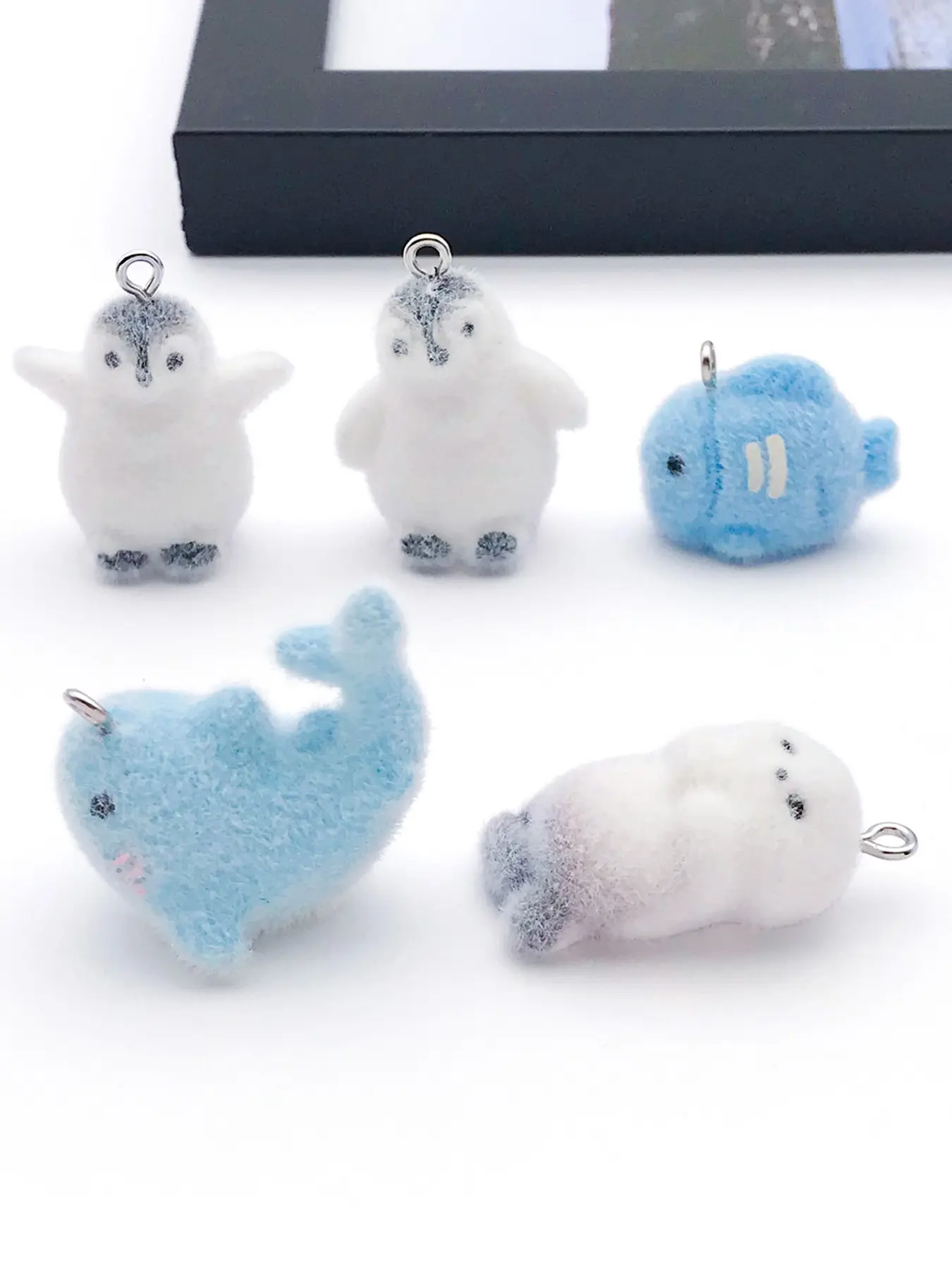 5pcs Adorable Flocking 3D Cartoon Sea Animal Resin Charms Mini Penguin Seal Whale Pendant Charms DIY Craft Supplies for Bracelets Necklaces Bag Phone Lanyard Decorations