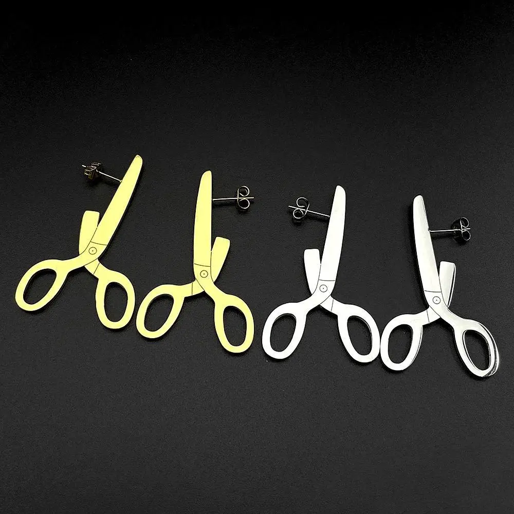 Fashion Creative New Retro Scissors Ear Studs for Women Personalized HipHop Rock Party Holiday Gift Perforated Earrings Jewelry