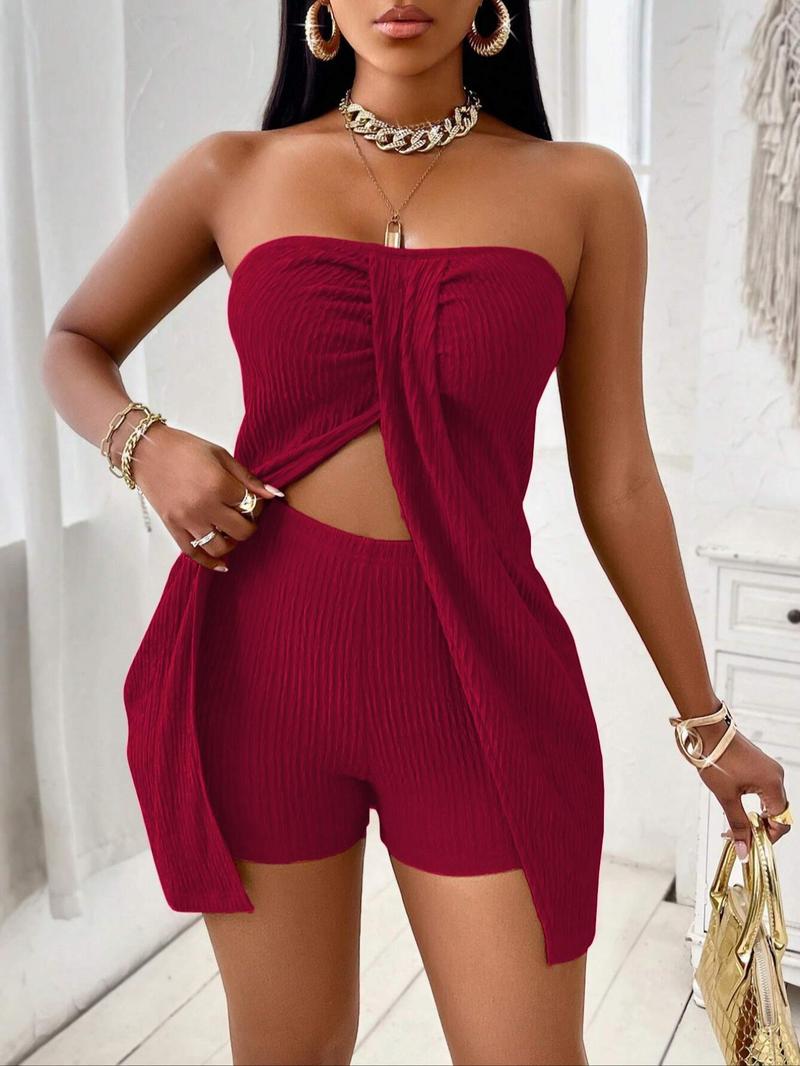 Women's Textured Fabric Twist Front Split Top and Shorts Set, Spaghetti Strap Two-Piece, Slim-Fit Casual Wear