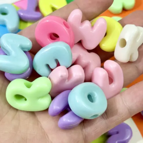 500g, approximately 175 pieces of colorful 3D letter beads, A-Z alphabet acrylic 6mm large hole acrylic letter beads, for DIY necklace, bracelet, phone charm chains, loose beads, Beading supplies, Jewelry making supplies, jewelry making beads